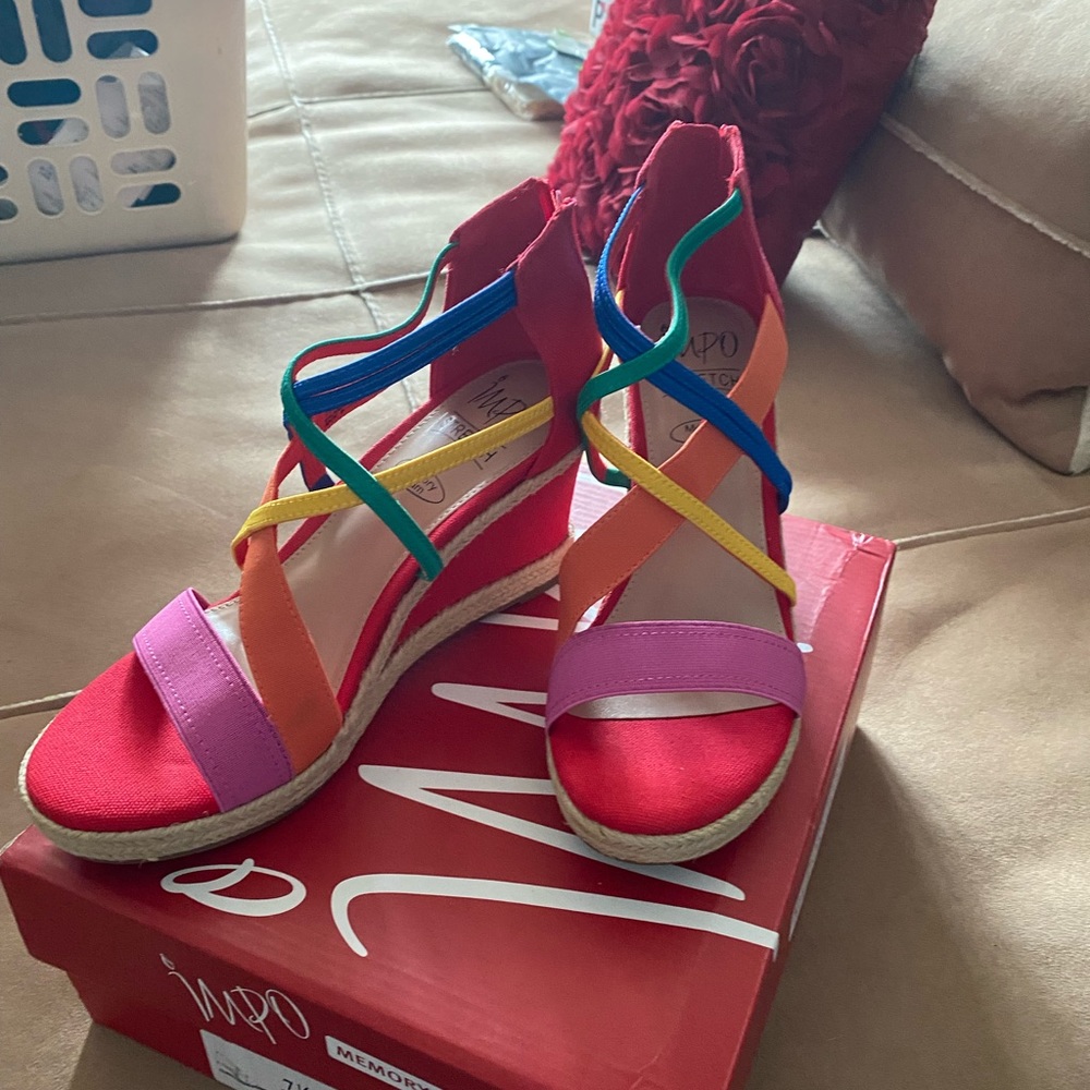 NWT Impo wedge sandal